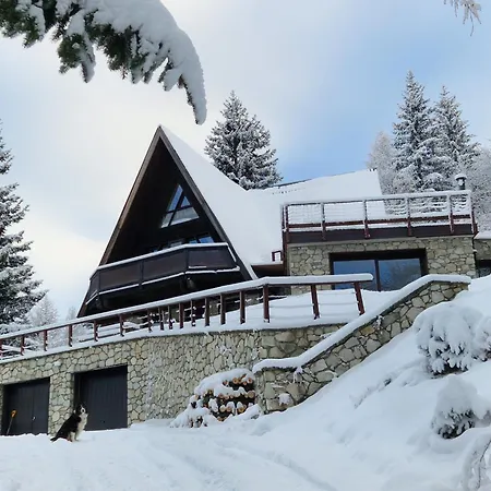 Chalet Le Pointu De Capucine *