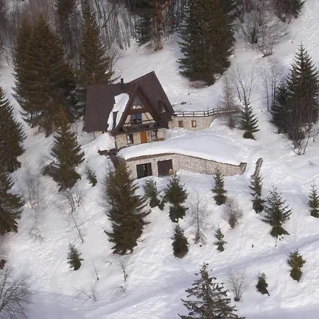 Le Pointu De Capucine