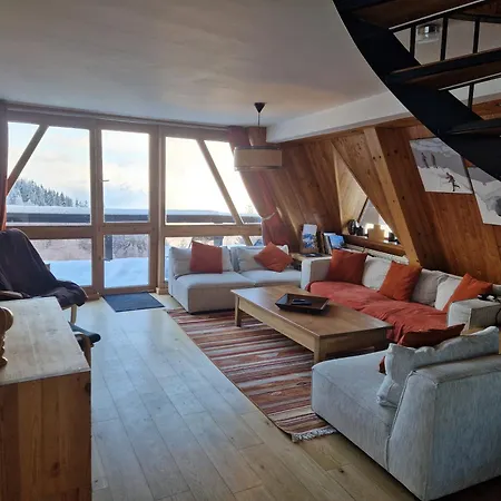 Chalet Le Pointu De Capucine